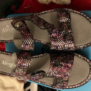 Algeria new without tags or box